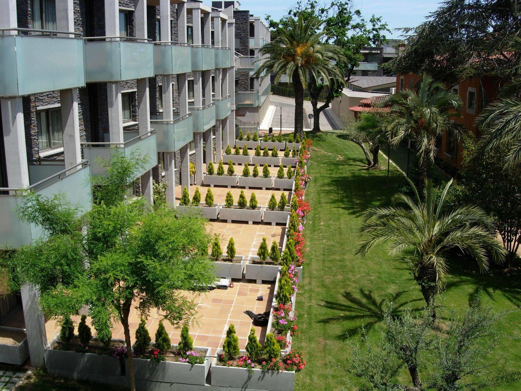 Ciutat De Palol 4*