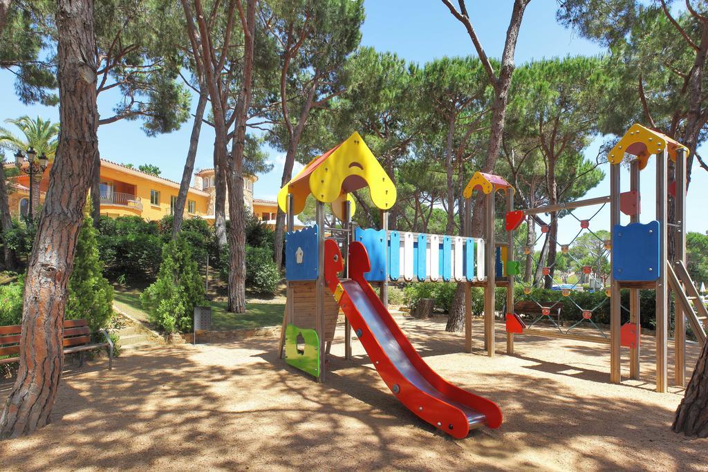 Ciutat De Palol Aparthotel 4*
