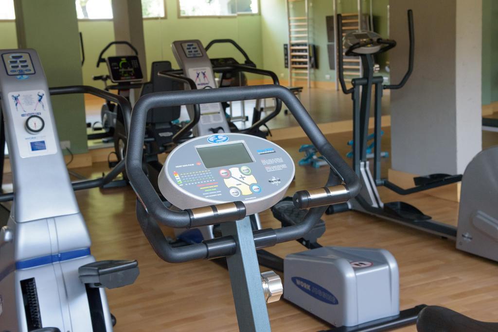 Ciutat De Palol Apartahotel 4*